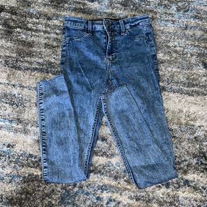 Super skinny stretchy jeggings